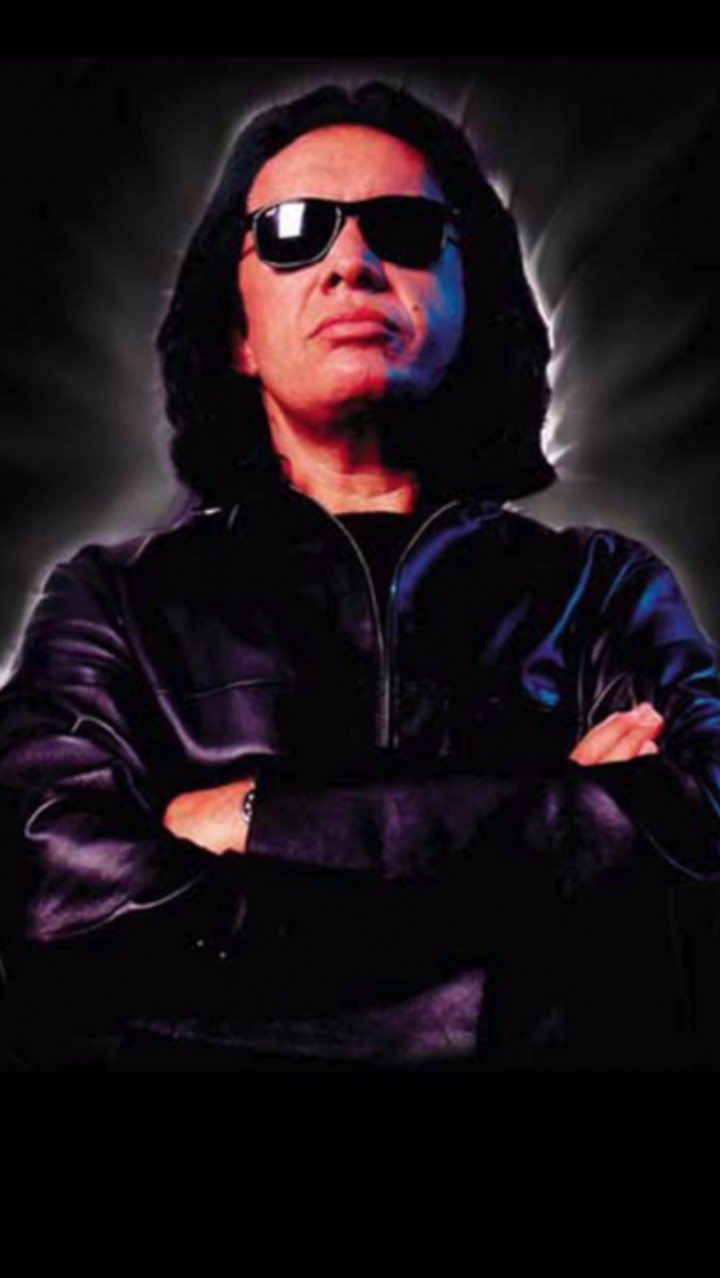 Wizard World Presents 'An Evening with Gene Simmons and his Band' in St. Louis