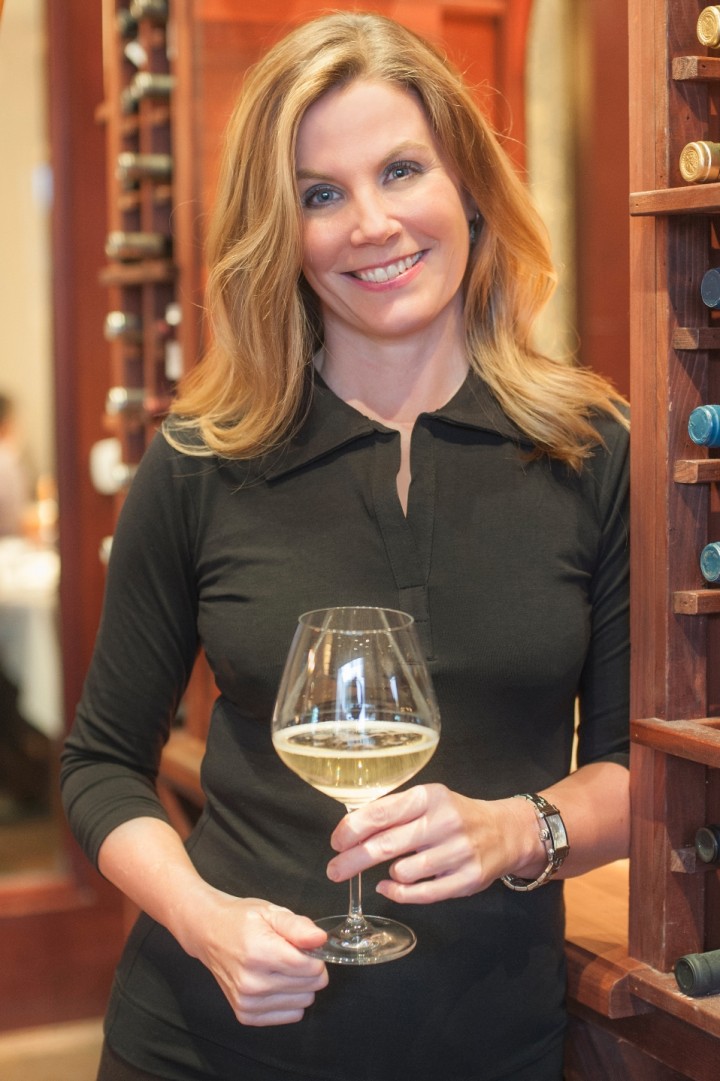 Somm’s Insight: Toasting to Summer with Champagne and Steak at Perry’s Steakhouse & Grille