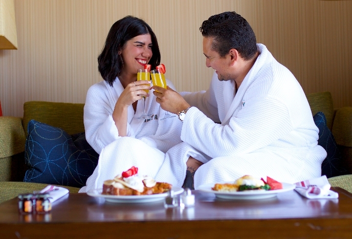 Fuego Serves Valentine’s Day Four-Course Dinner; Hotel Maya Presents ‘Be Maya Valentine’ Room Offer