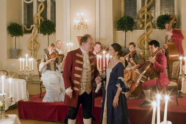 Mozart Dinner Concert im Barocksaal von St. Peter