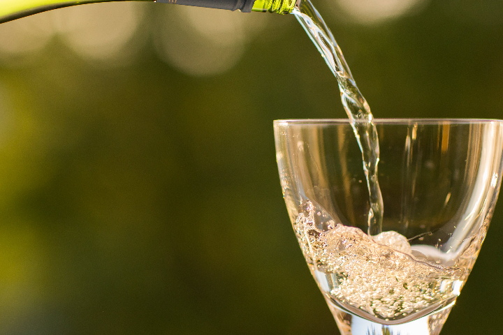 Bubbles! An Introduction to Sparkling Wine